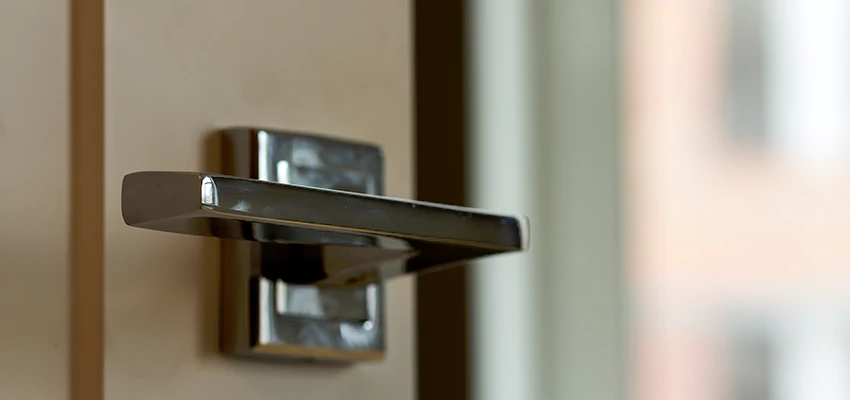 Door Lever Knob Repair in Bonadelle Ranchos-Madera Ranchos, California