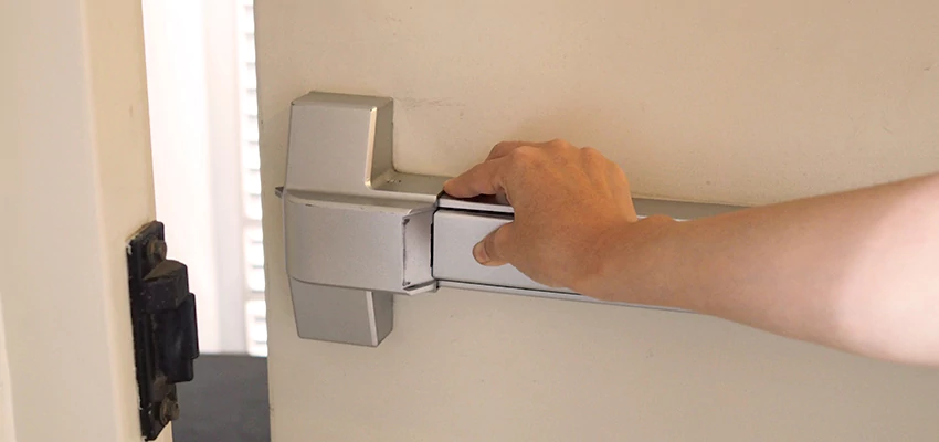 Roller Gate Panic Bar Installation in Bonadelle Ranchos-Madera Ranchos, California